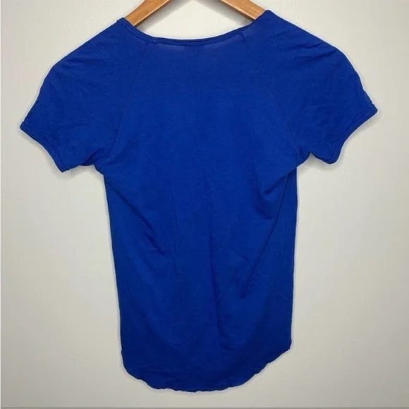 *3/20* Aritzia Wilfred Blue V Neck Top - Picture 4 of 4